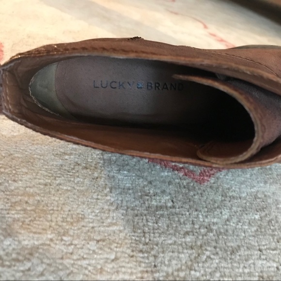 Lucky Brand Booties - GREAT condition size 7.5 - Picture 6 of 7